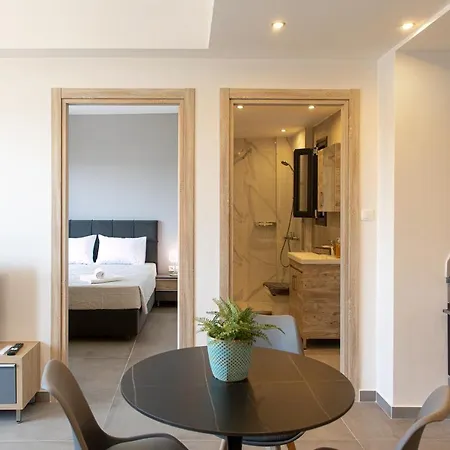 Anais Коринос