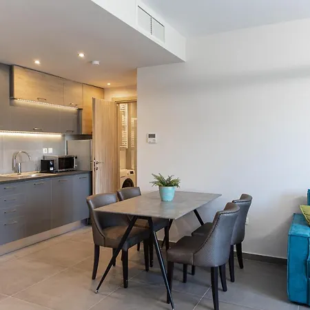 Апарт-отель Anais