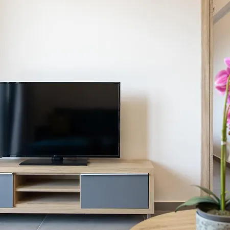 Апарт-отель Anais 4*