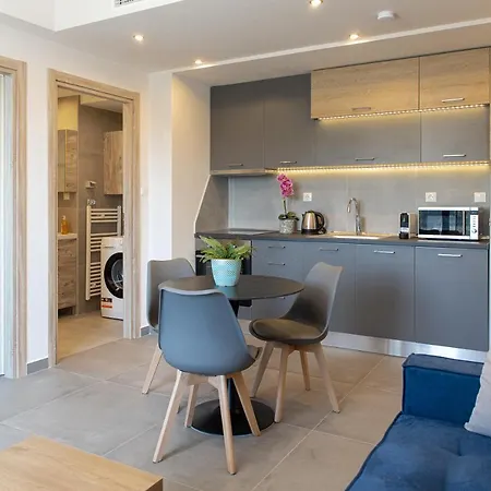 Anais Aparthotel