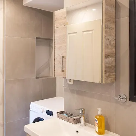 Anais Aparthotel